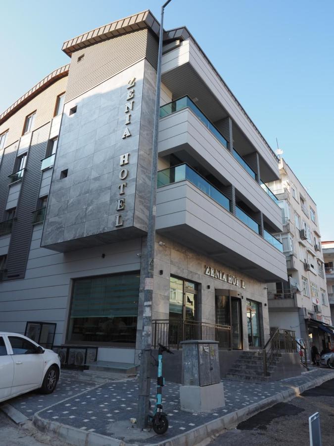 Otel Zenia *